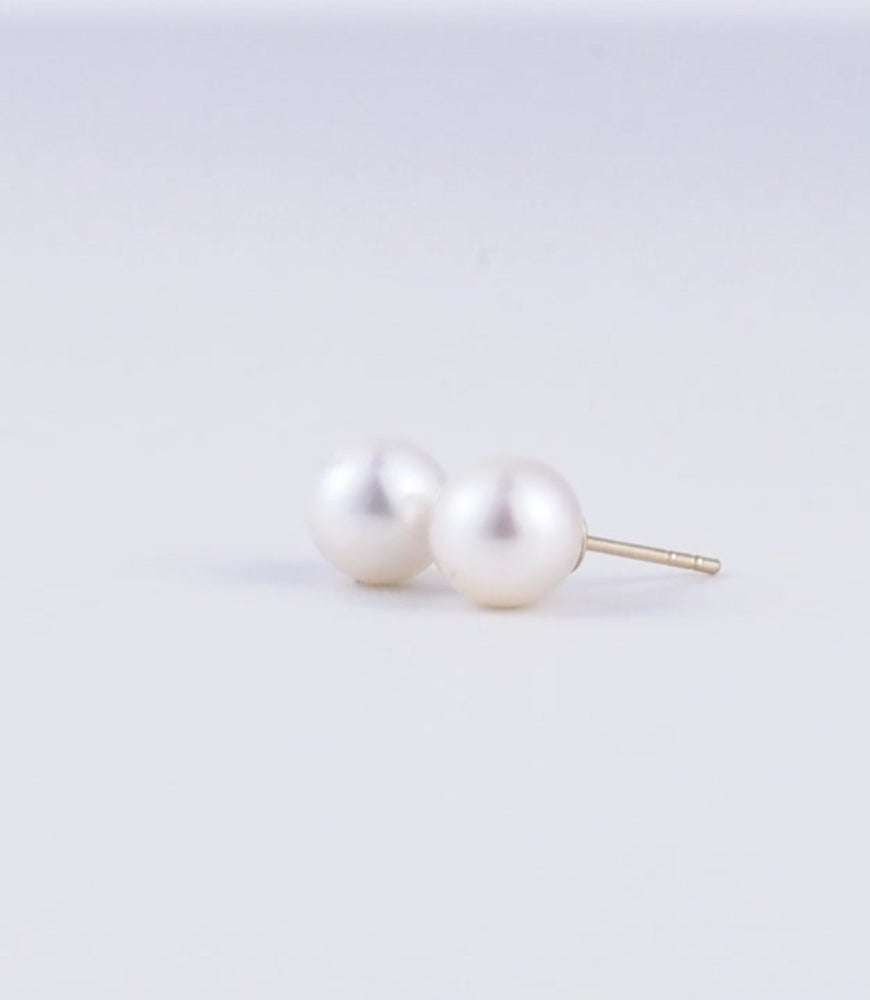 14K Gold Pearl Studs